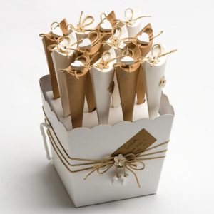 Kartonnen Vaas met Confetti Kegels