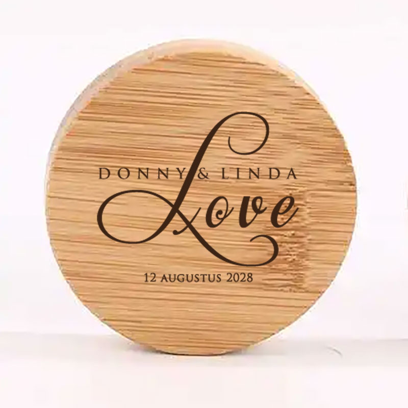 Flesopener Love | Bamboe Bruiloft Bedankje met Namen & Datum