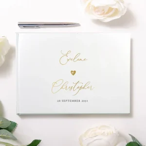 Gastenboek Love Heart | Gepersonaliseerd met Goud Hartje