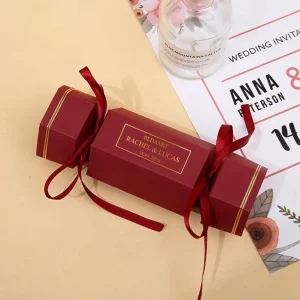 Bordeaux Geschenkdoosje met Gepersonaliseerde Sticker